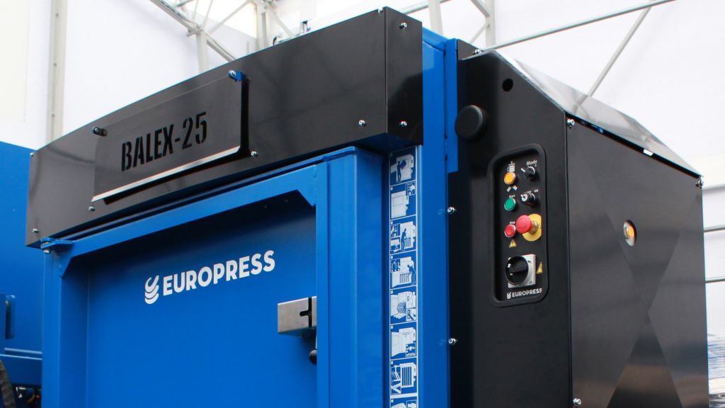 Waste baler Balex 25